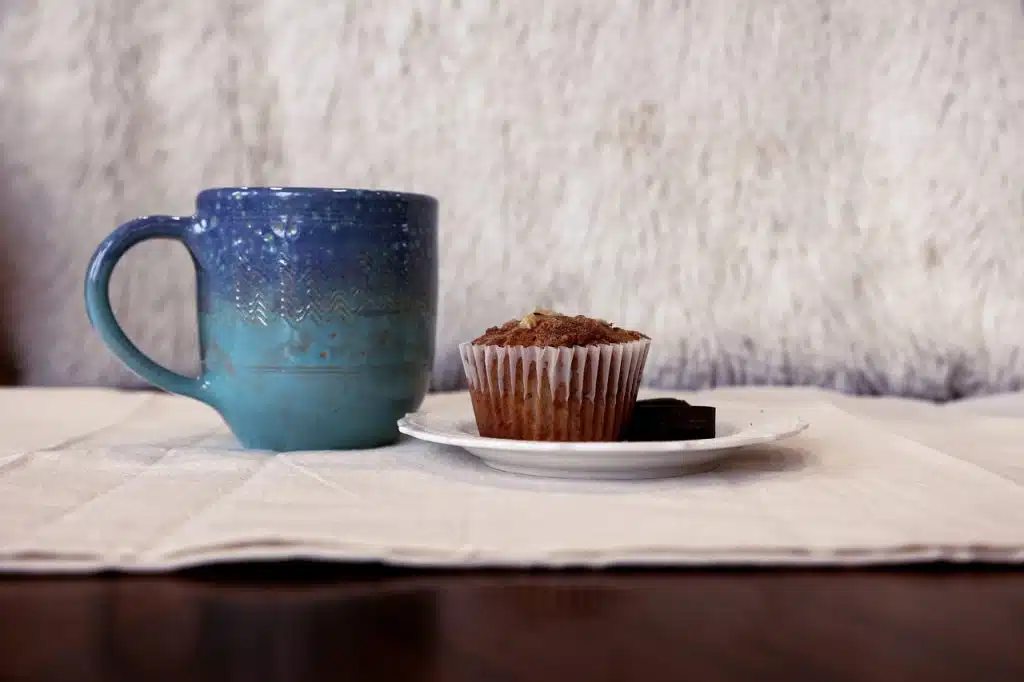 Receitas com pasta de amendoim integral, 5 opções saudáveis e gostosas. 6 bolo de micro-ondas