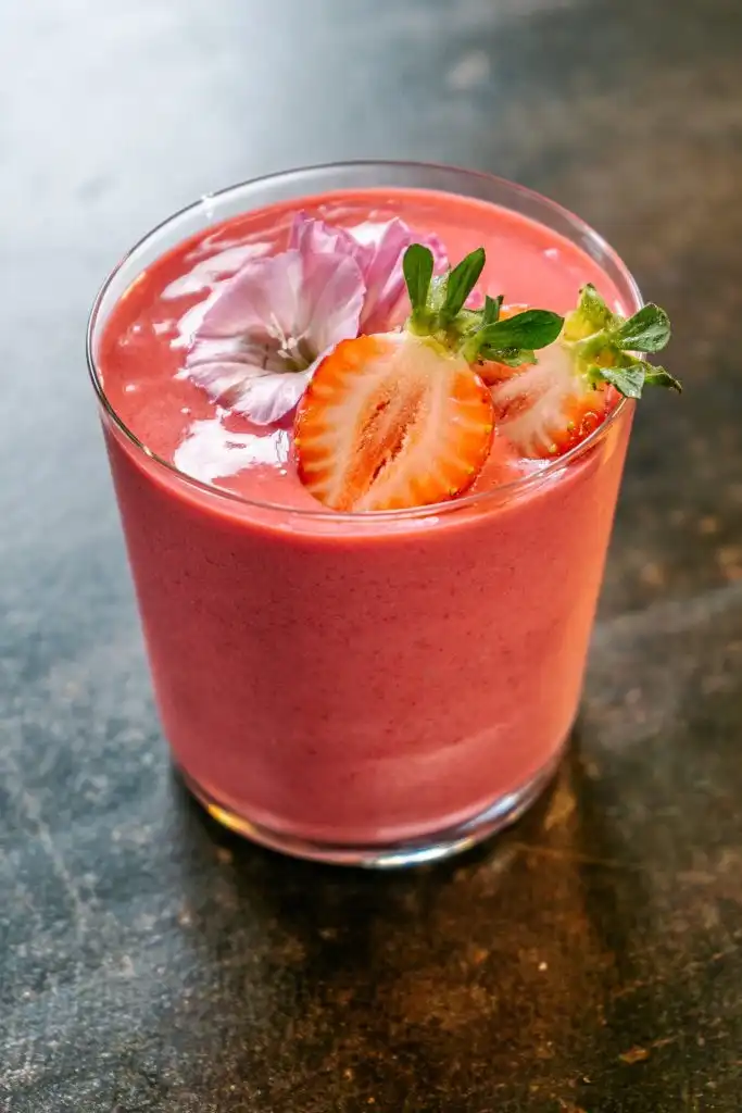 5 opções de Receita Fit com Morango 3 Receita fit com morango - mousse de morango light