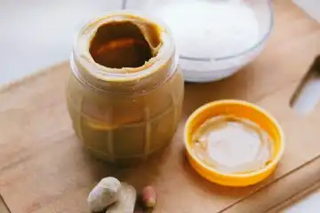 Pasta de amendoim com whey protein
